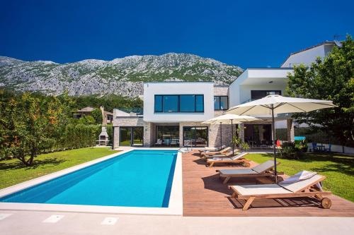 Villa Agava With Heated Pool, Jacuzzi, Sauna, Gym, 4 En-Suite Bedrooms