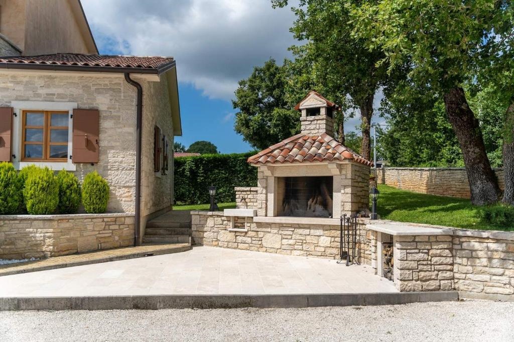 Villa Vernier - 3 Br Villa