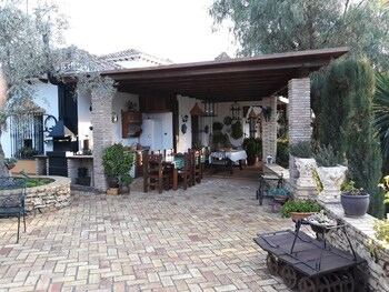 Villa With 4 Bedrooms in Málaga, With Wonderful Mountain View, Private