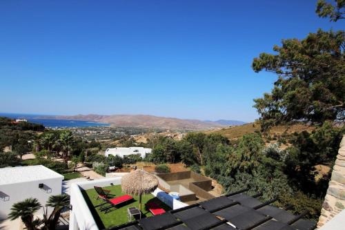Villa Mahe Tennis Karystos Island Evia - B'your Home