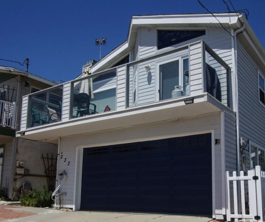 333 Juanita Avenue