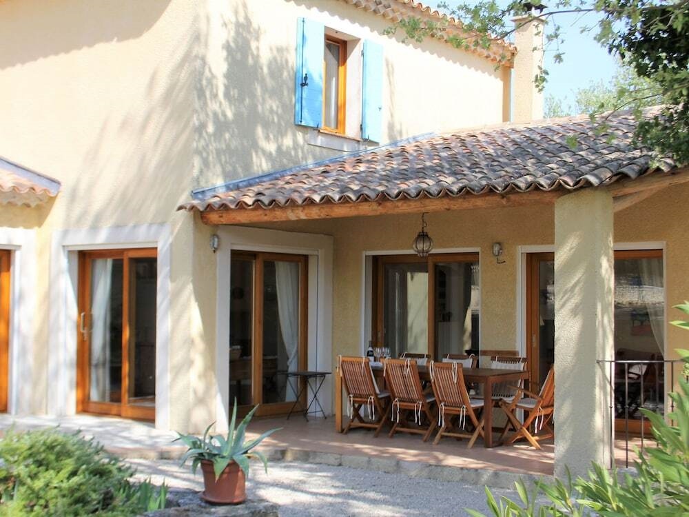 Luxurious Villa With Private Pool At Saignon France