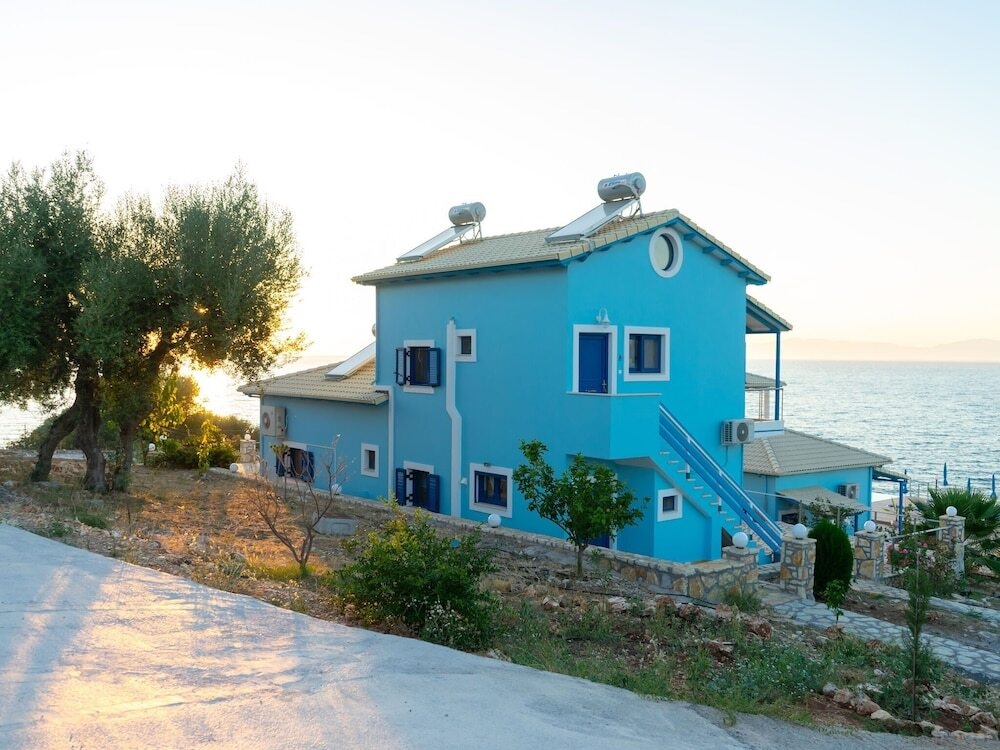 Waterfront Apartment In Central Greece With Swimming Pool