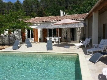 Villa With 4 Bedrooms In Le Beaucet, With Private Pool, Enclosed Garde