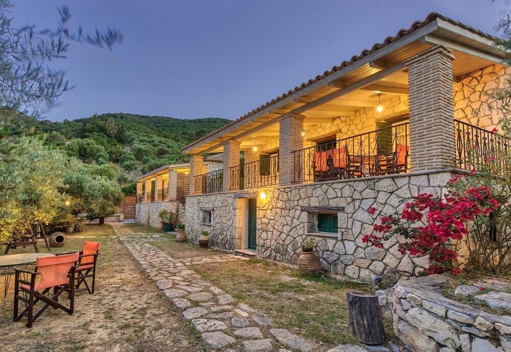 Villa Marathonisi 500 Mt From Sea