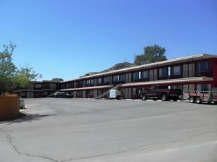 Western Ridge Motel