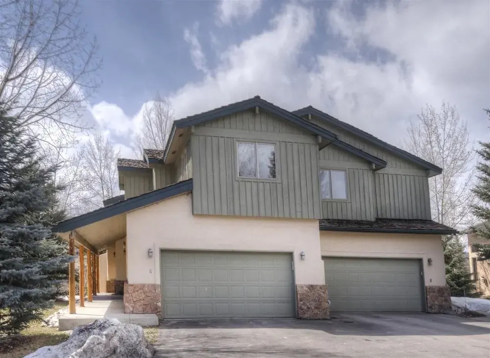 Millers Creek Resident