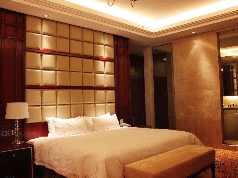 Yangguang Bandao Hotel