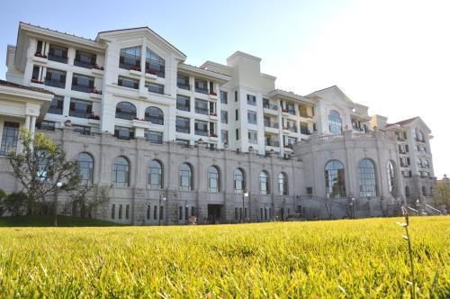 Xing'anmeng Biguiyuan Phoenix Hotel