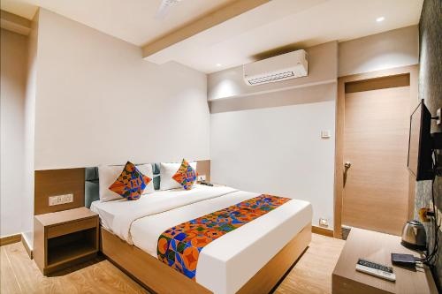 Fabhotel Sivalika Inn Near Howrah Station