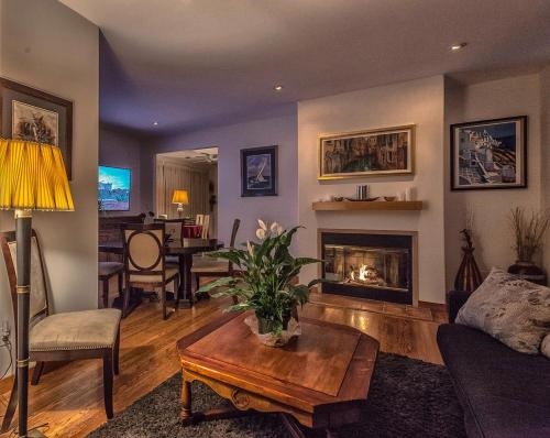 Whytecliff Park Place Near Ocean