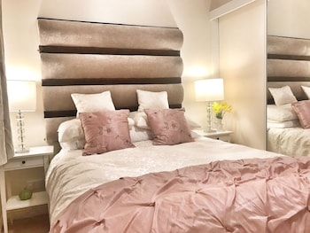 Elagh View B B King En-suite Room