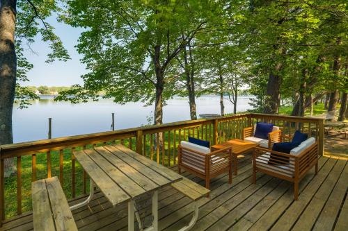 Pet-Friendly Kalkaska Cottage On Lake Crawford!