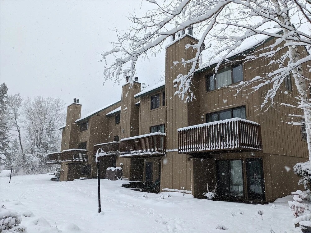 Waterville Valley Pet Friendly Vacation Condo Close To Community Center! - Whb16v