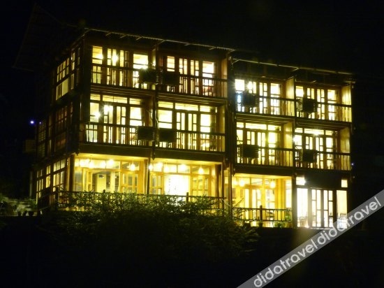 Xixiang Huaying Hotel