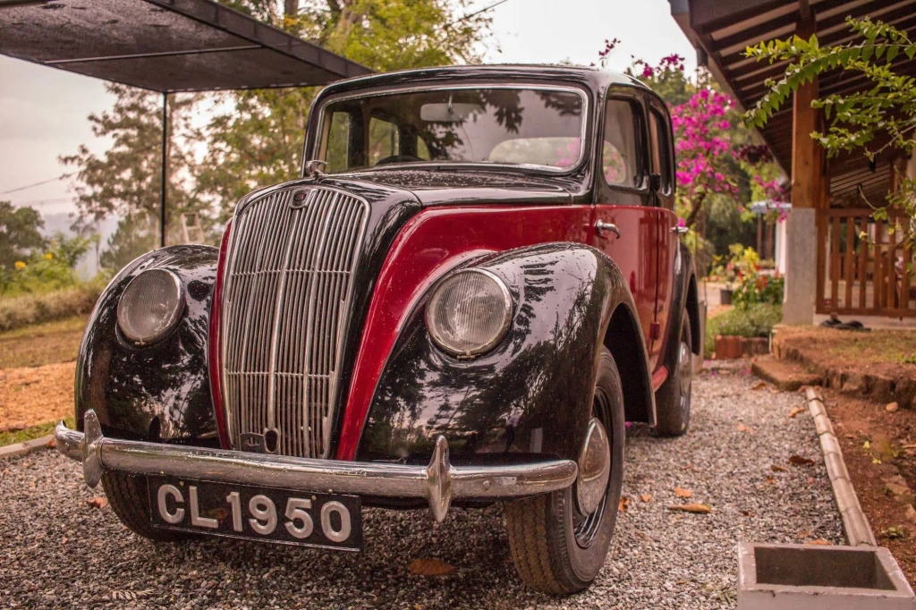 Ceylon Tea Bungalows