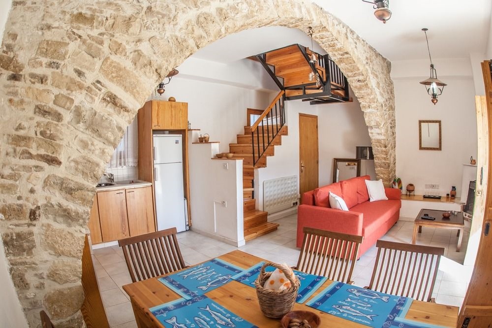 Angeli's Traditional Village House