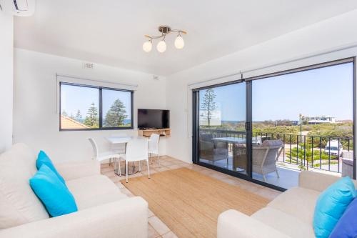 Cottesloe Marine Apartment