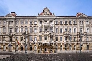 Grand Hotel Vilnius, Curio Collection by Hilton