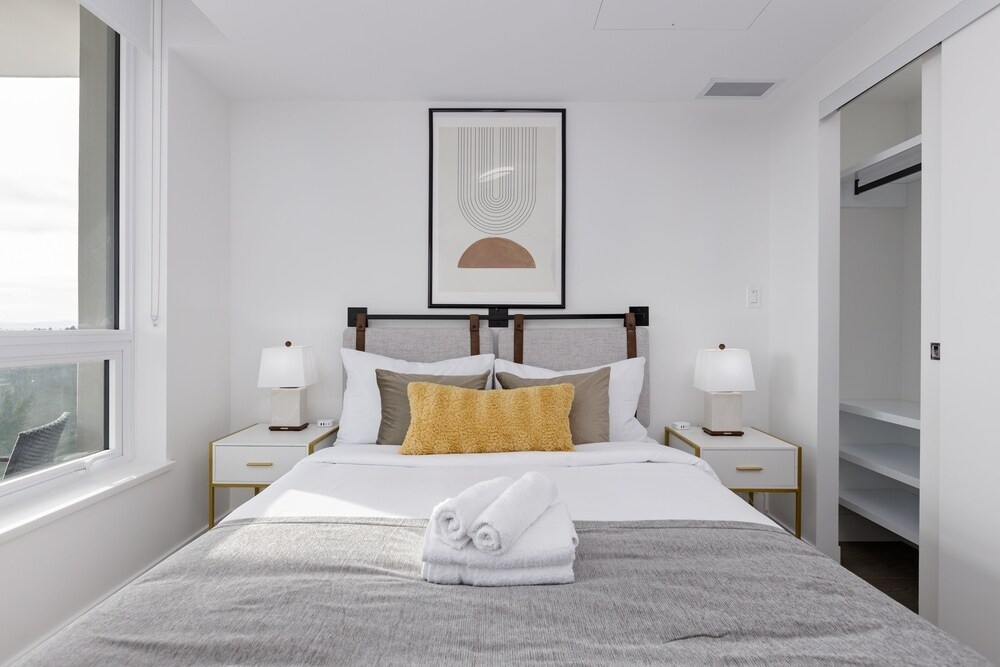 1632 Lions Gate Lane