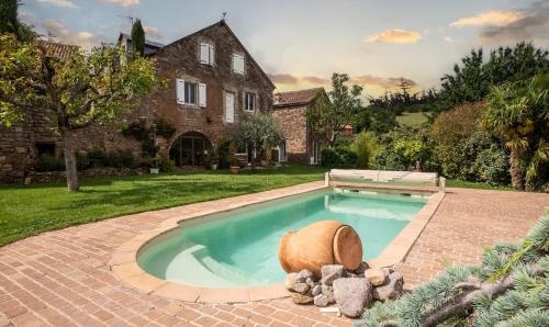 Le Pailler Chambres D'hôtes Restaurant Gîte Piscine & Spa