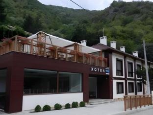 Aqua Varvara Hotel