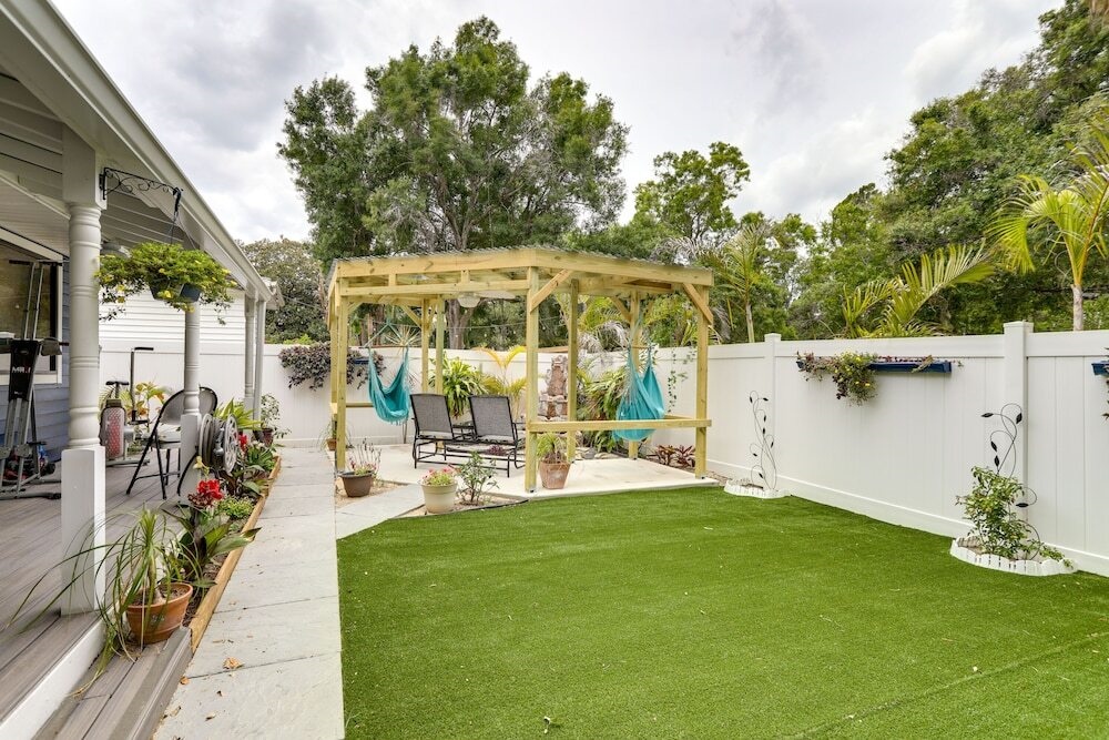 Florida Vacation Rental W/ Patio & Outdoor Kitchen