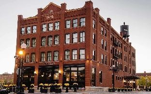 The Charmant Hotel
