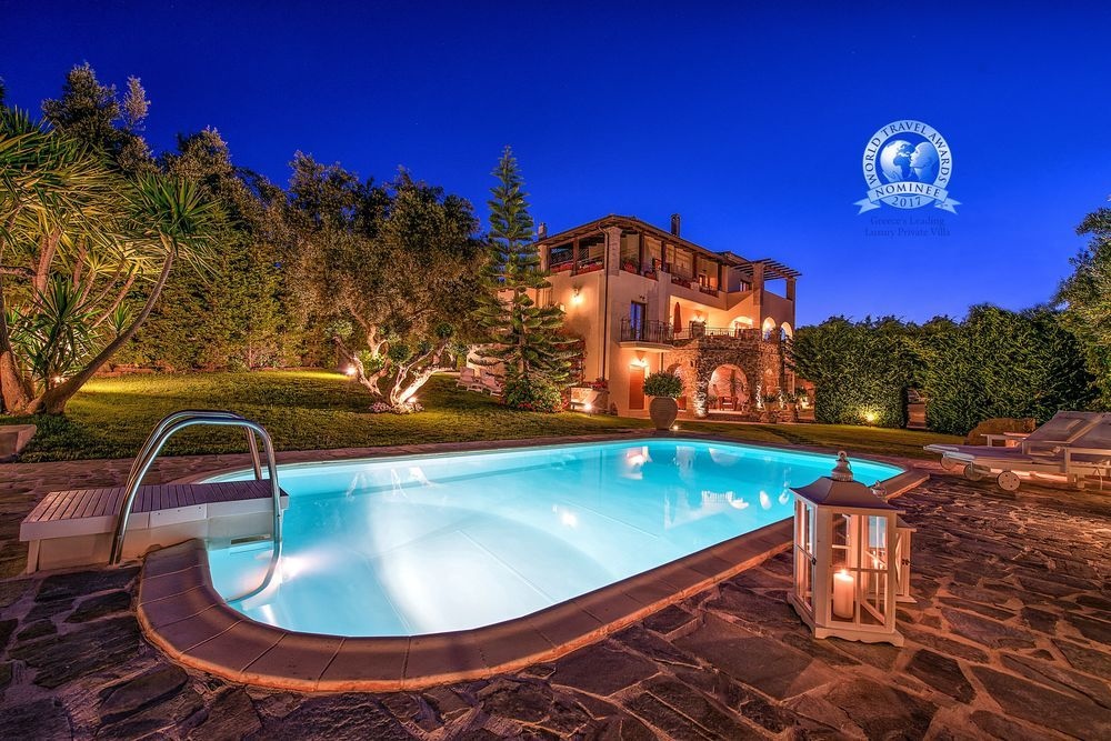 Bozonos Luxury Villa