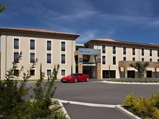 Grand Prix Hotel & Restaurant