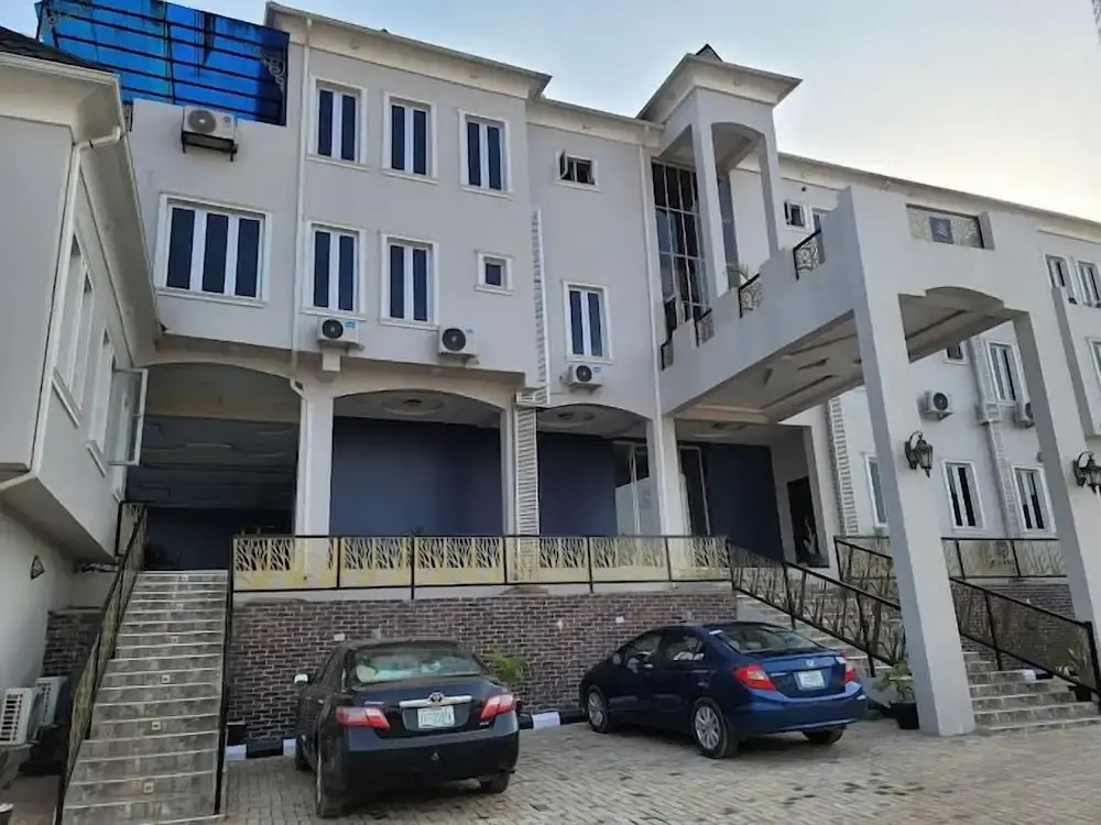 Camas Hotel And Suites