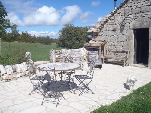 Chapelle Du Domaine De Bombes