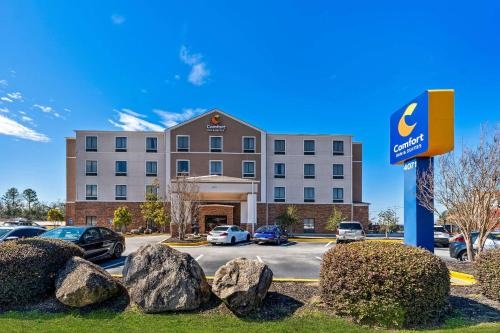 Comfort Inn & Suites Augusta West Near Fort Eisenhower