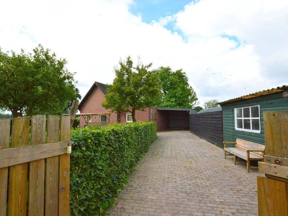 Decorative Holiday Home In Vorstenbosch On Alpaca Farm