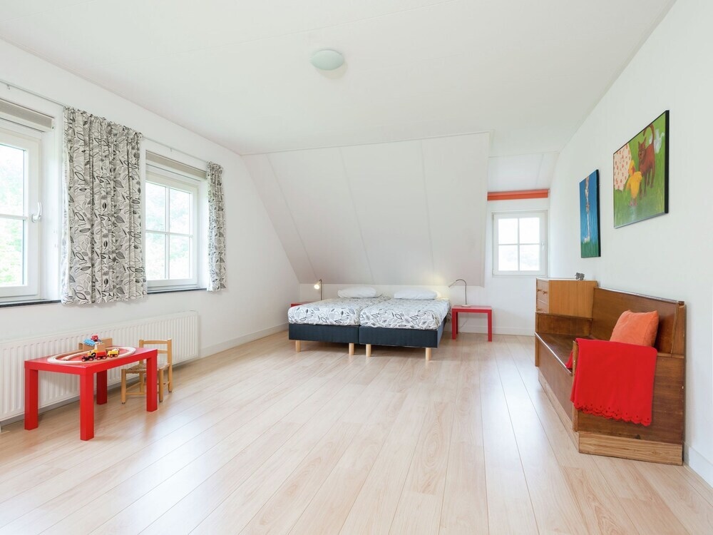 Cozy Holiday Home In Hollandscheveld With Forest Nearby