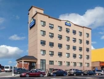 Days Inn & Suites By Wyndham Jamaica Jfk Airport