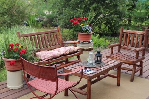 Evergreen Birch Lodge