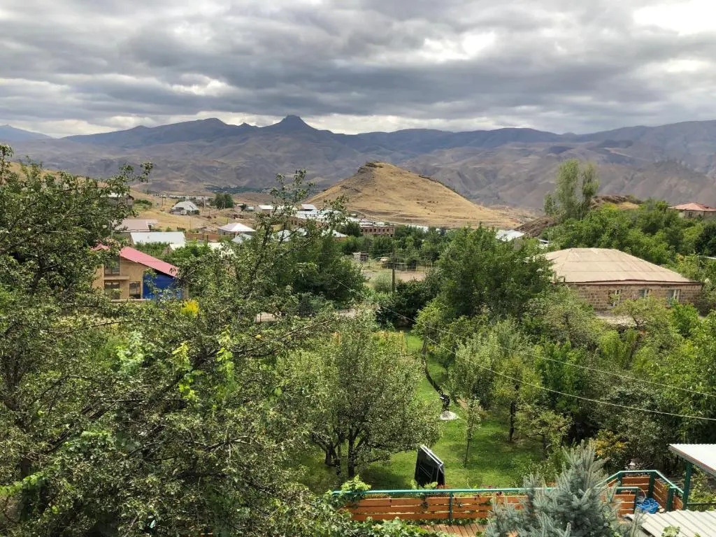 Razmik & Gayane B&B