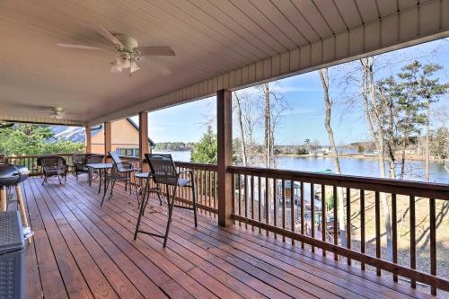 Lakefront Sparta Cottage W/ Decks & Boat Dock