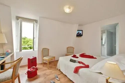 Hôtel Brasserie de Lacave