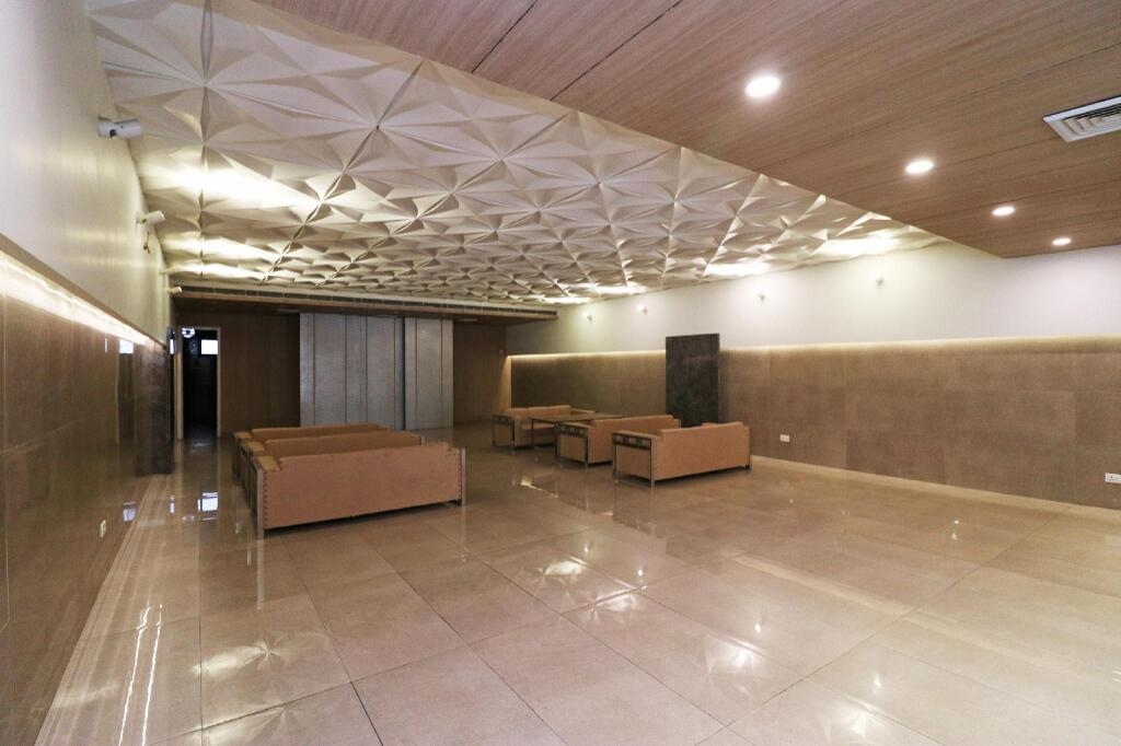 Oyo 41911 Hotel White Square