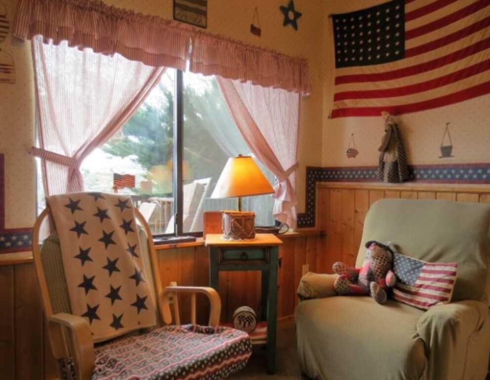 Log Cabin At Lynx Creek Farm
