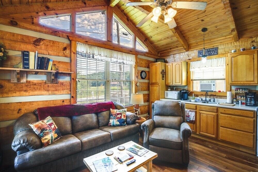 Noes Rest Wheelchair-Friendly Cherokee Lake Cabin