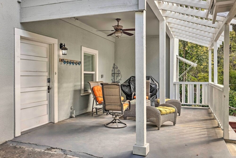 Peaceful California Home: Walk To Dtwn Sanora