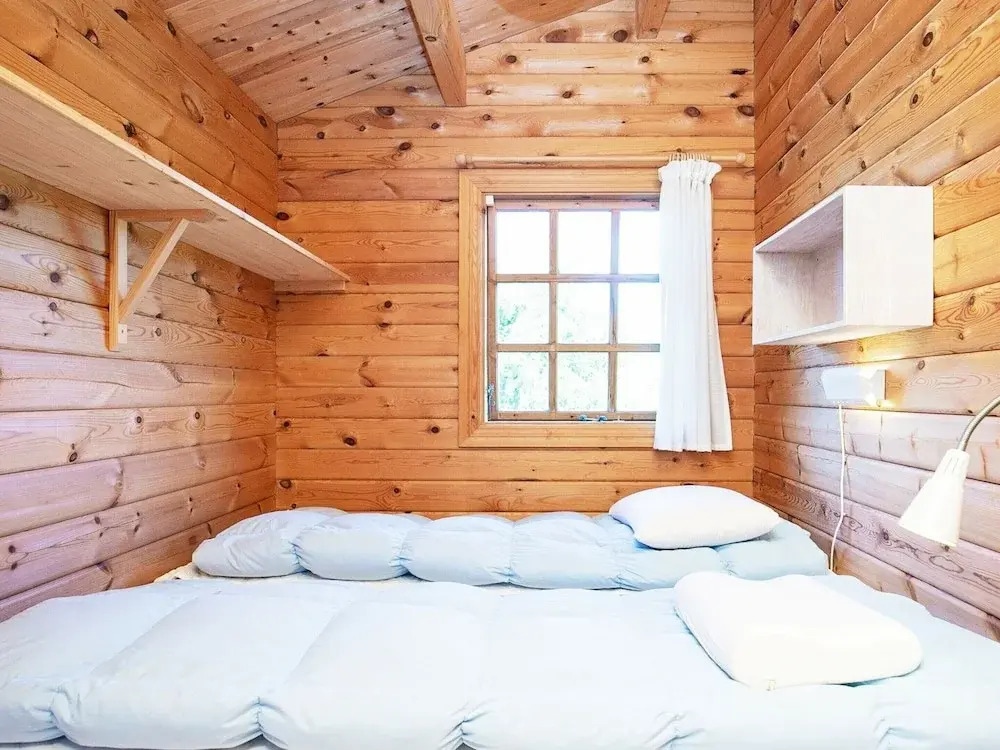 Charming Coastal Retreat-by Traum