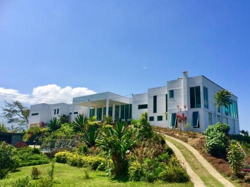 Singha Sanasa Luxury Home Stay