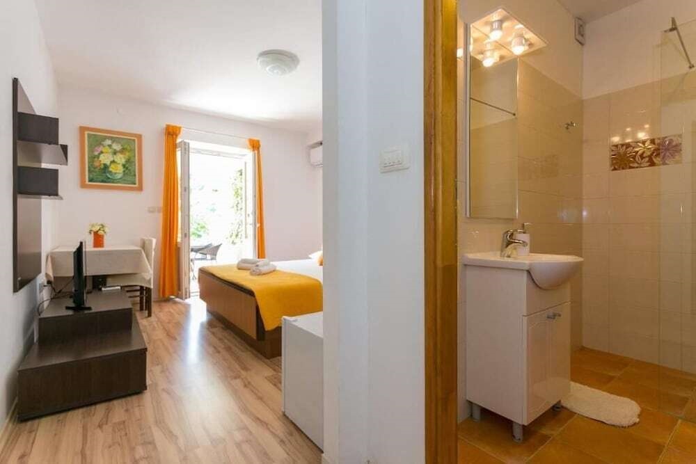 Nika Room - Adults Only