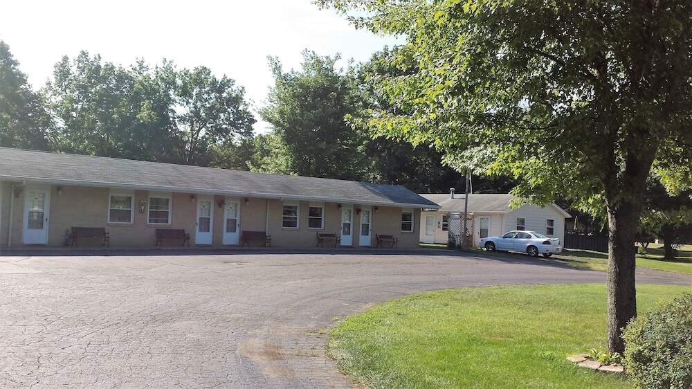 St Charles Motel