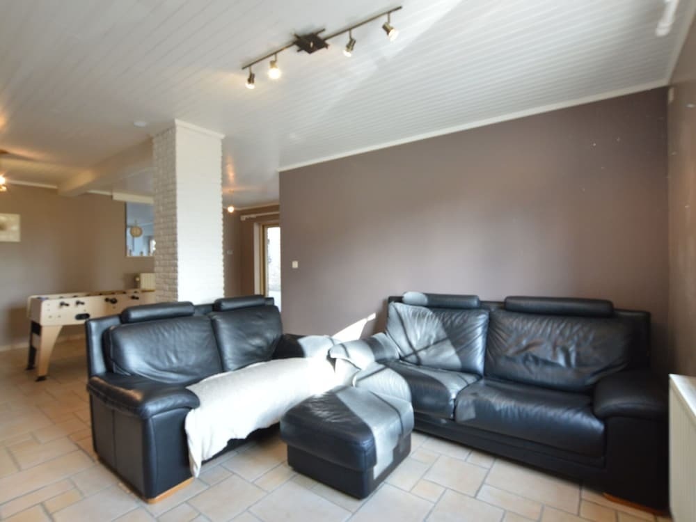 Spacious Holiday Home In Gingelom With Garden