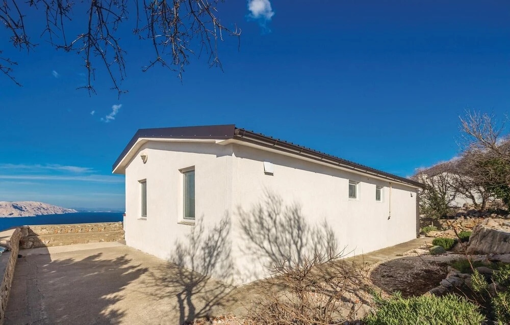 Stunning Apartment In Stinica With Wifi And 1 Bedrooms